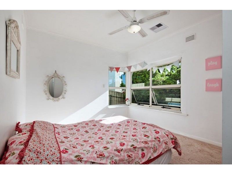 8 Burton Avenue, Beaumont SA 5066
