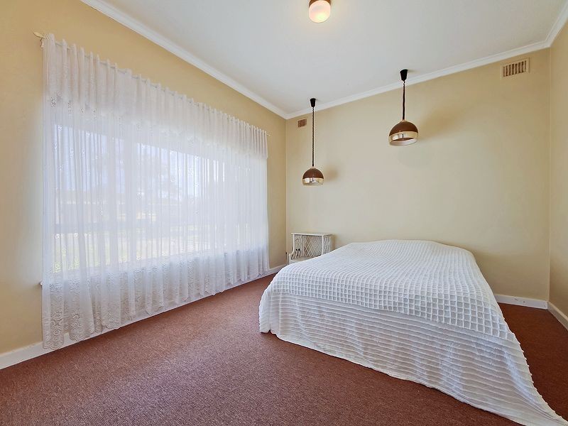 16 Harvey Drive, Salisbury East SA 5109