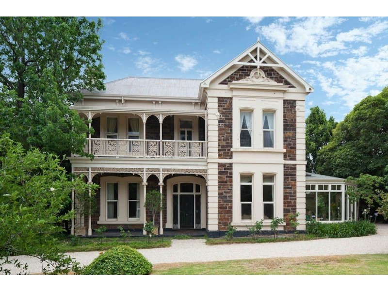 24 Cross Road, Myrtle Bank SA 5064