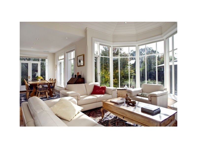 24 Cross Road, Myrtle Bank SA 5064