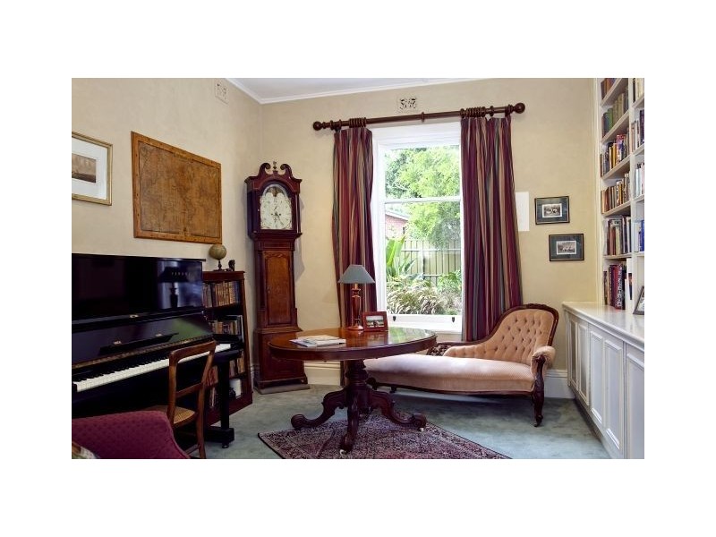 24 Cross Road, Myrtle Bank SA 5064