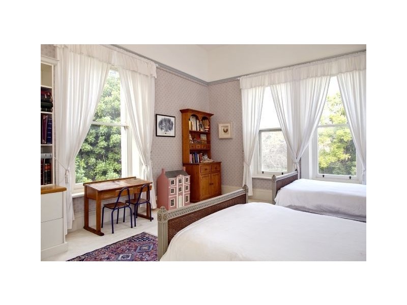 24 Cross Road, Myrtle Bank SA 5064