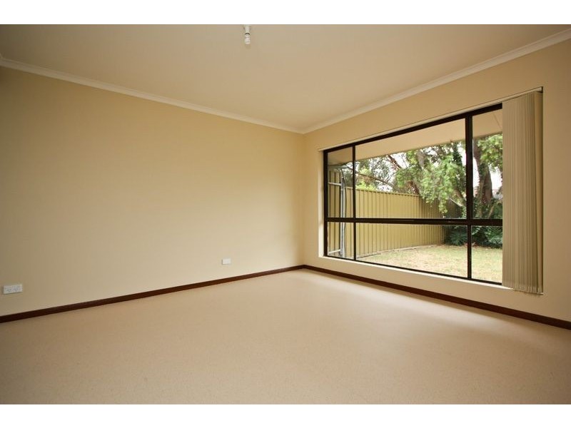 10 Boronia Court, Paradise SA 5075