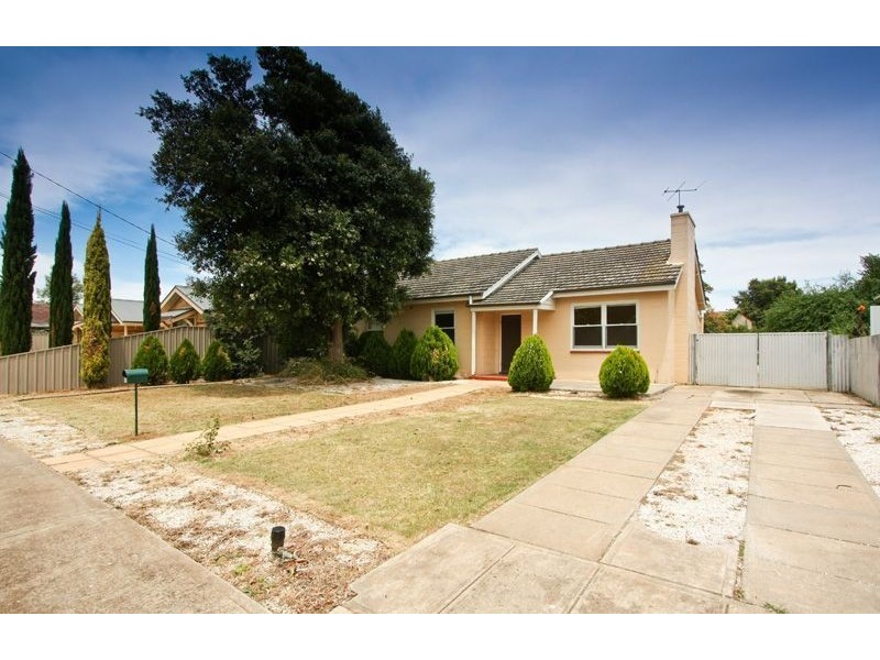 10 Inverness Street, Marion SA 5043