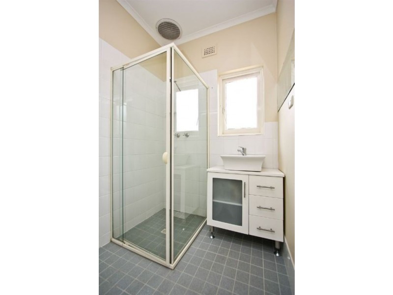 10 Inverness Street, Marion SA 5043