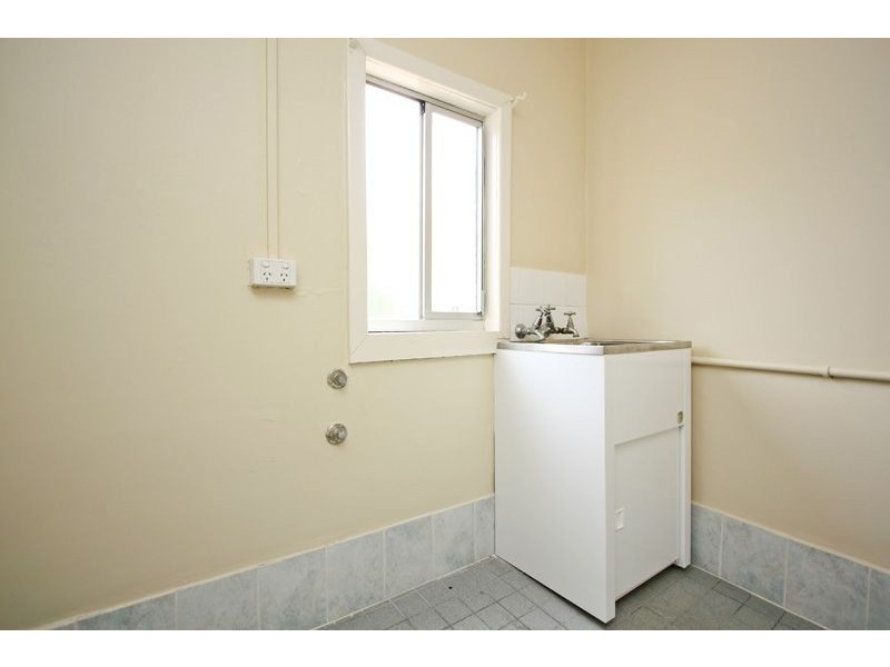 10 Inverness Street, Marion SA 5043