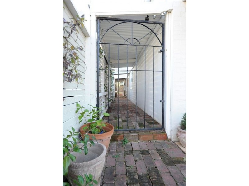 40 & 40a Coglin Street, Brompton SA 5007