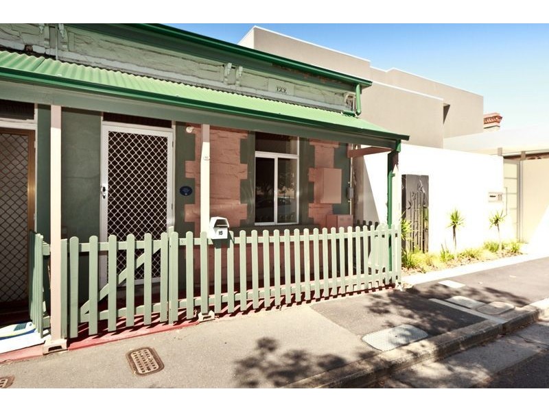 15 Cairns Street, Adelaide SA 5000