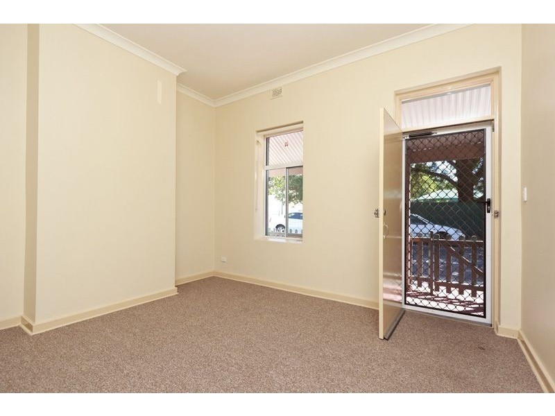 15 Cairns Street, Adelaide SA 5000