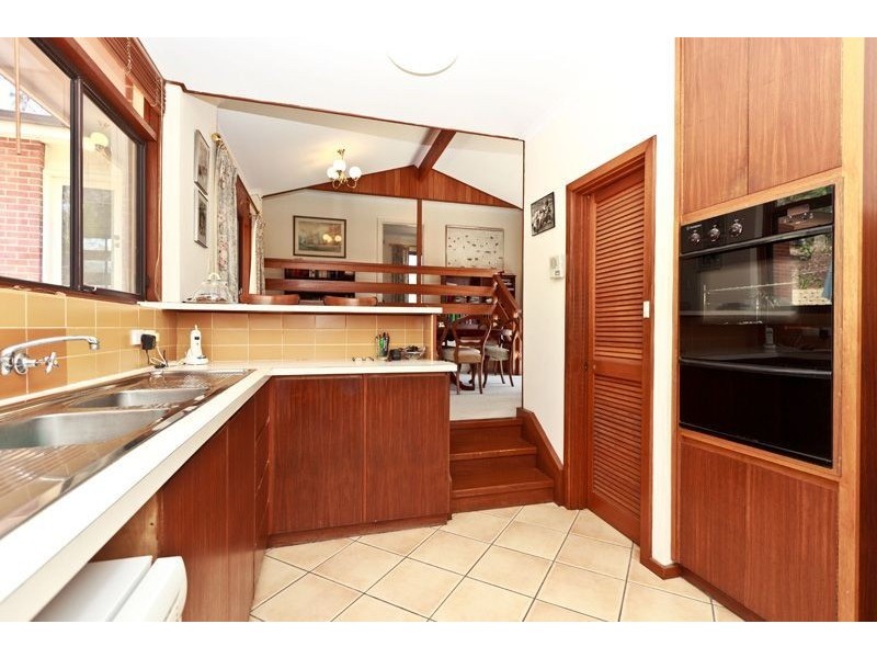 24 Fourth Road, Belair SA 5052