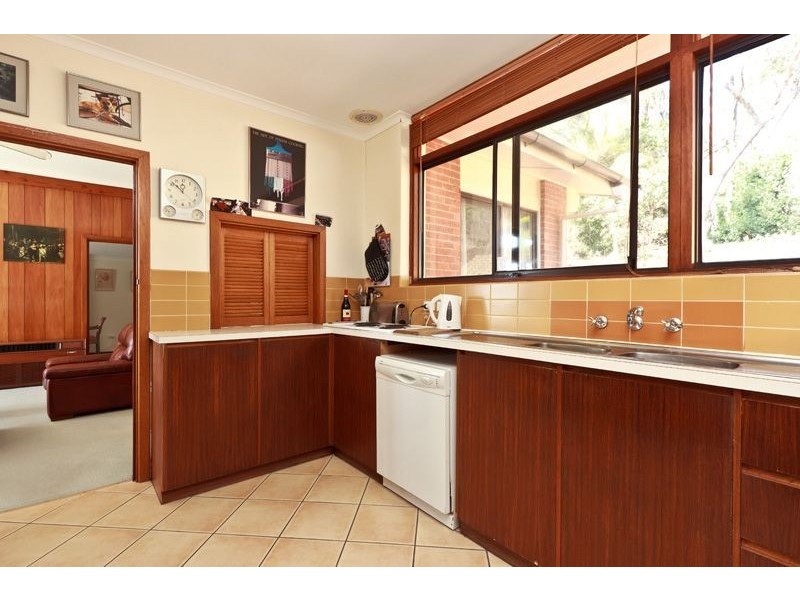 24 Fourth Road, Belair SA 5052