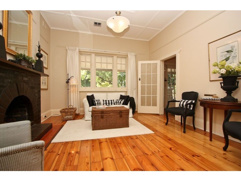 14 Paisley Avenue, Torrens Park SA 5062