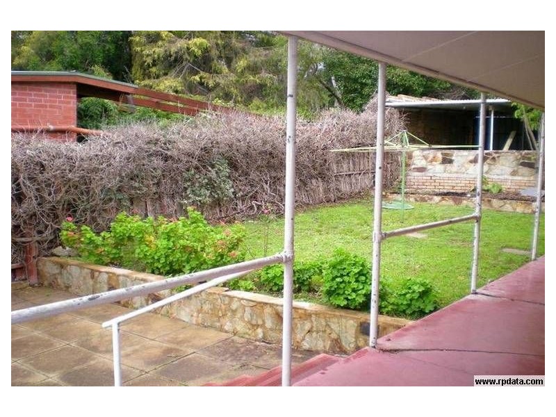 4 Katoomba Road, Beaumont SA 5066