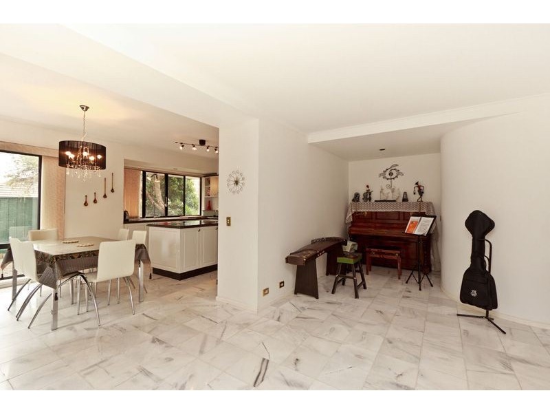 61 Lockwood Road, Burnside SA 5066