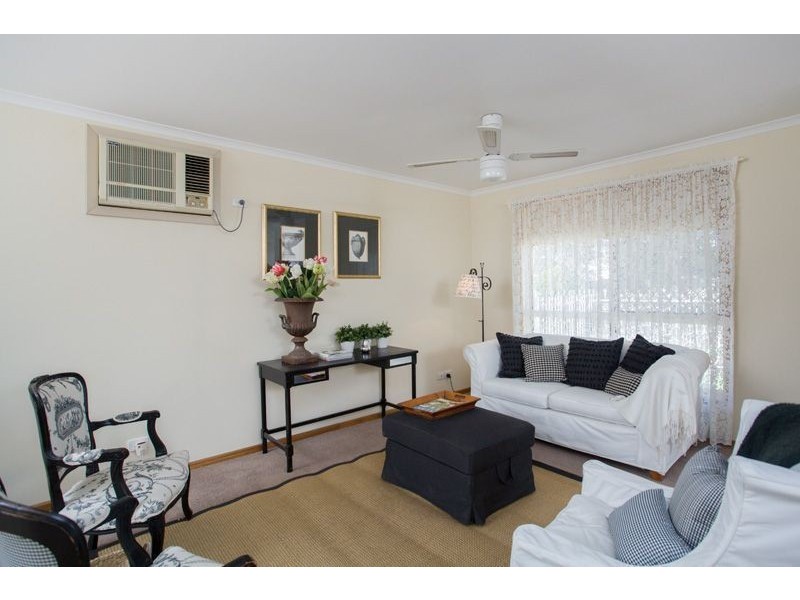 1A Somerset Avenue, Clearview SA 5085