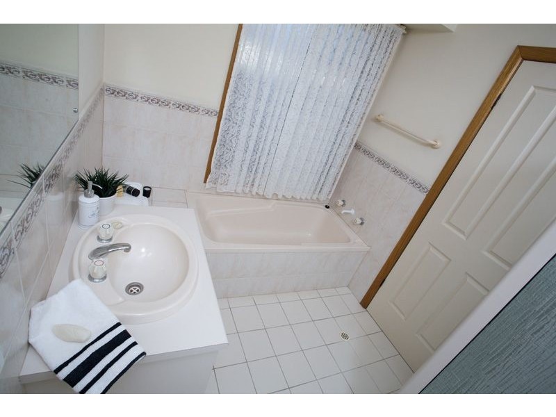 1A Somerset Avenue, Clearview SA 5085