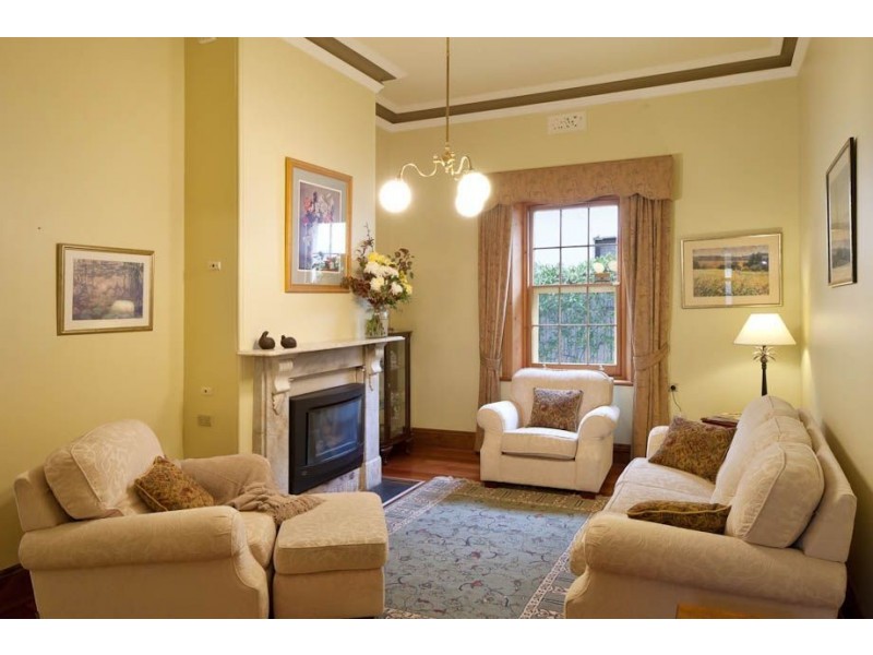 36 Second Avenue, St Peters SA 5069