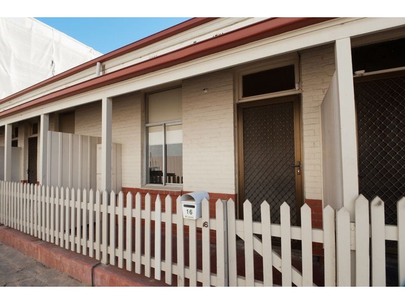 16 Reeces Lane, Adelaide SA 5000
