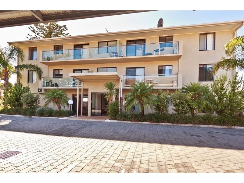 15/18 Broadway, Glenelg South SA 5045