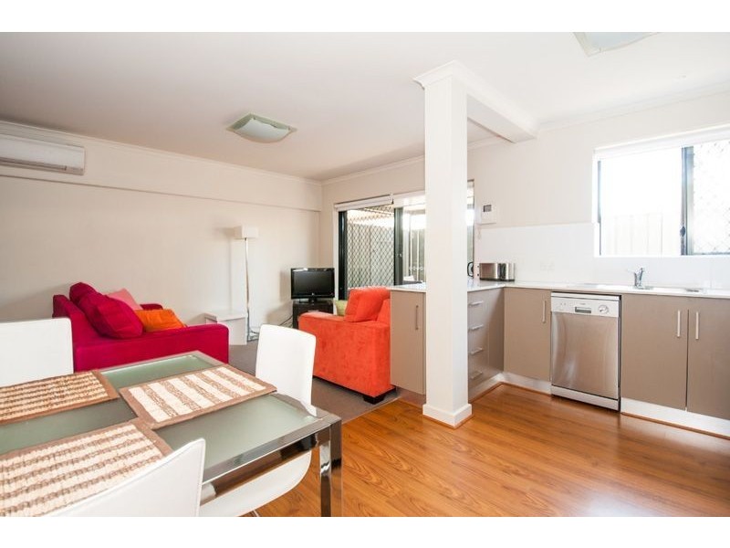 15/18 Broadway, Glenelg South SA 5045