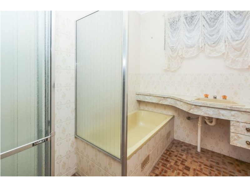 22B Bermuda Avenue, West Lakes Shore SA 5020