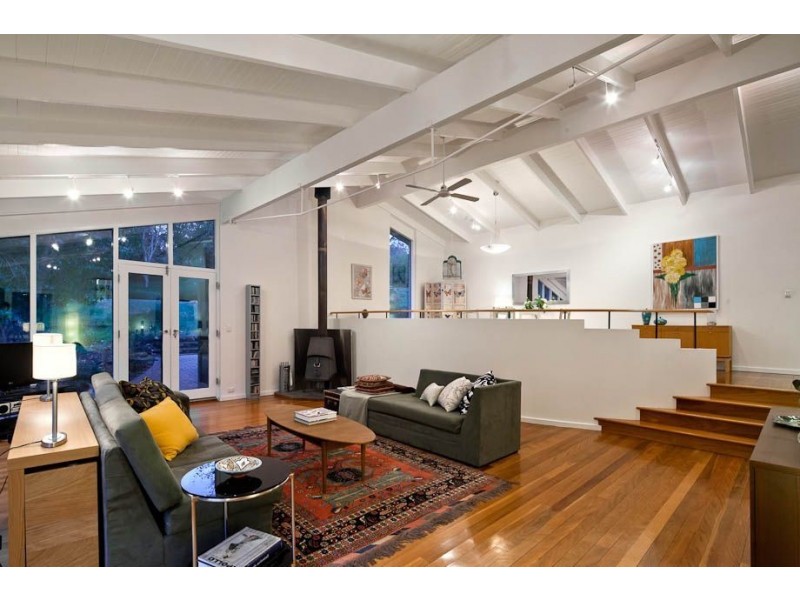 33 Garrod Crescent, Stirling SA 5152