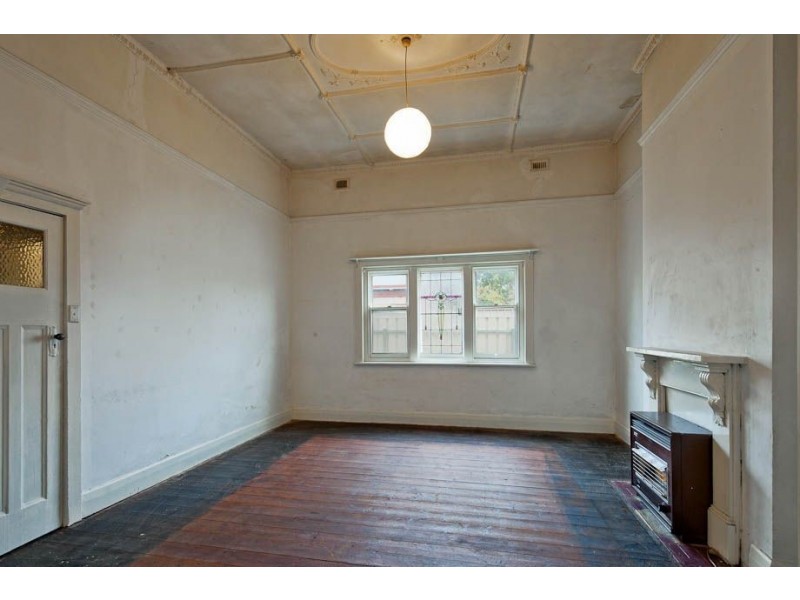 90 Harrow Road, College Park SA 5069