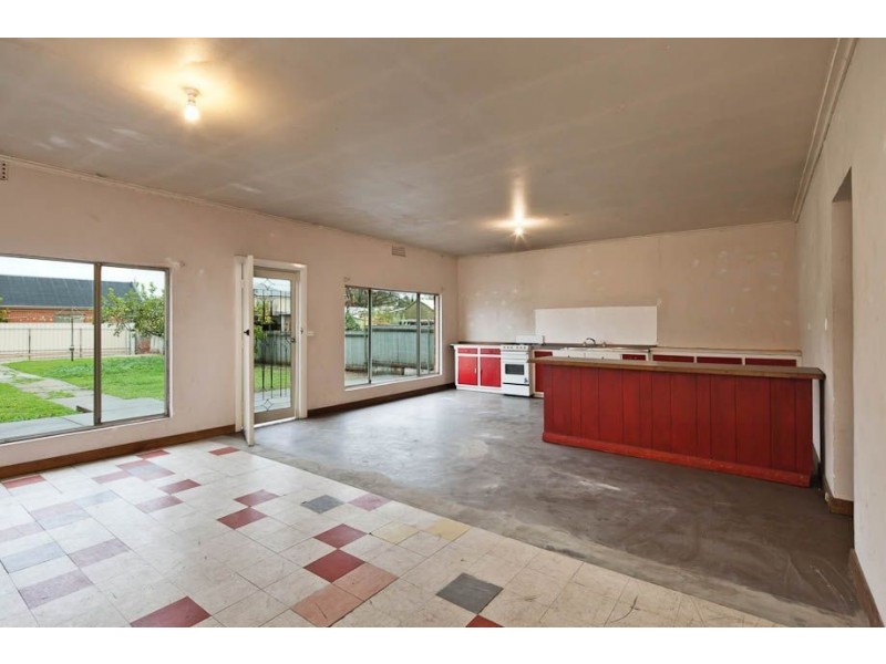 90 Harrow Road, College Park SA 5069