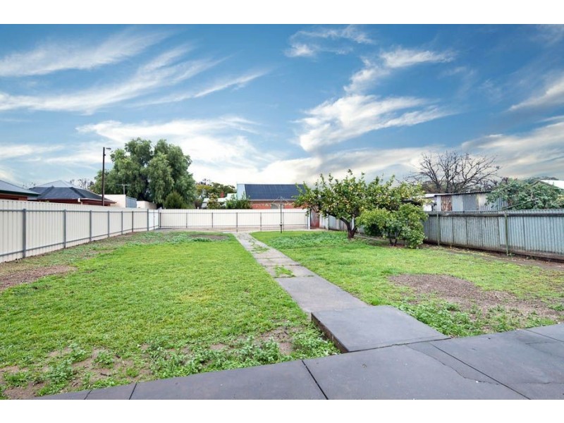 90 Harrow Road, College Park SA 5069