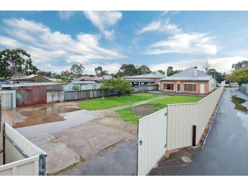 90 Harrow Road, College Park SA 5069