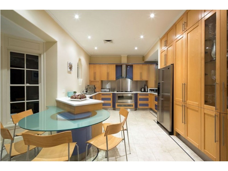 7 Woodland Road, Springfield SA 5062