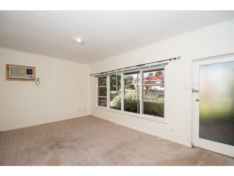 6 Redwood Avenue, Redwood Park SA 5097