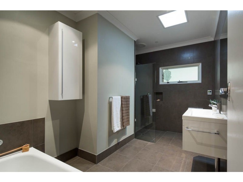 5 Derrington Street, Glen Osmond SA 5064