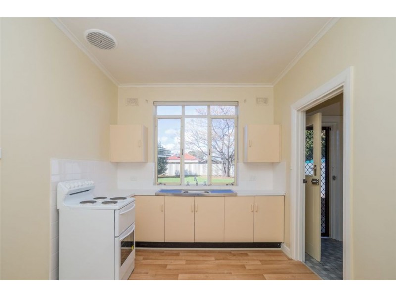 14 Short Street, Mansfield Park SA 5012