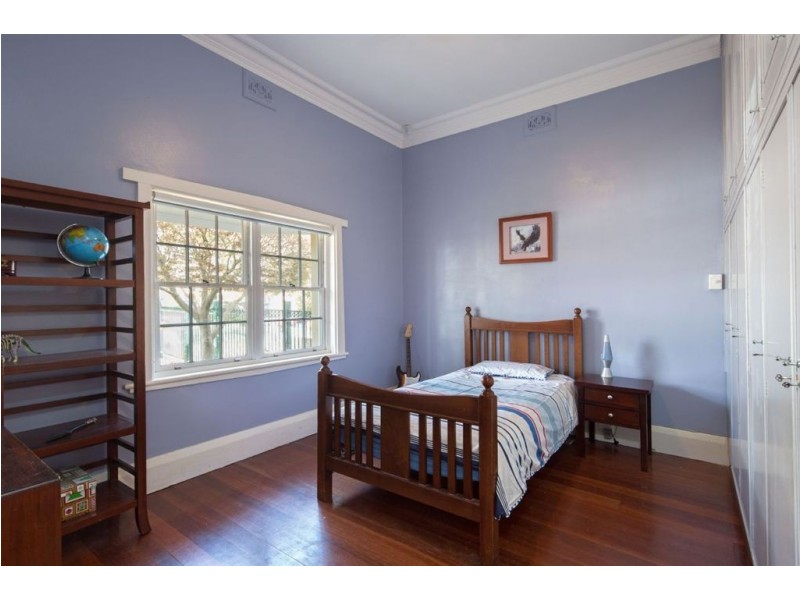 8 Da costa Avenue, Prospect SA 5082