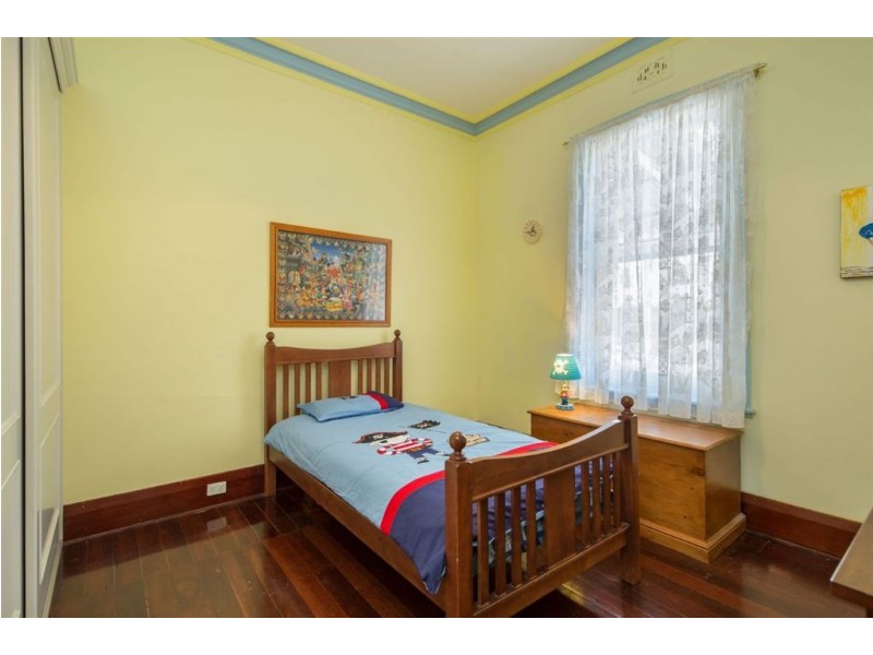 8 Da costa Avenue, Prospect SA 5082