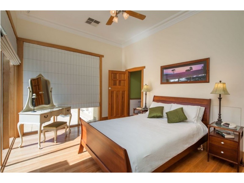 8 Da costa Avenue, Prospect SA 5082