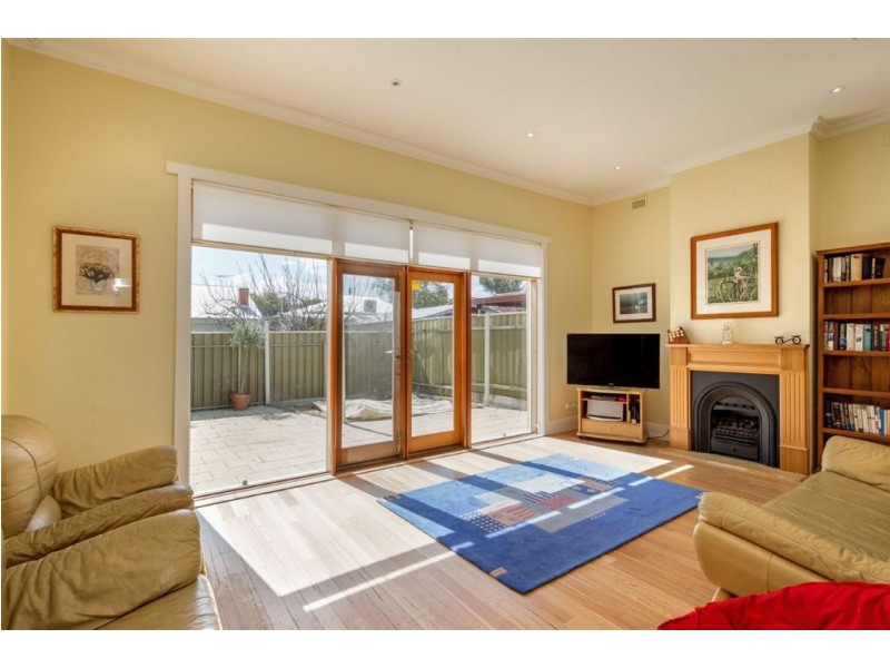 8 Da costa Avenue, Prospect SA 5082