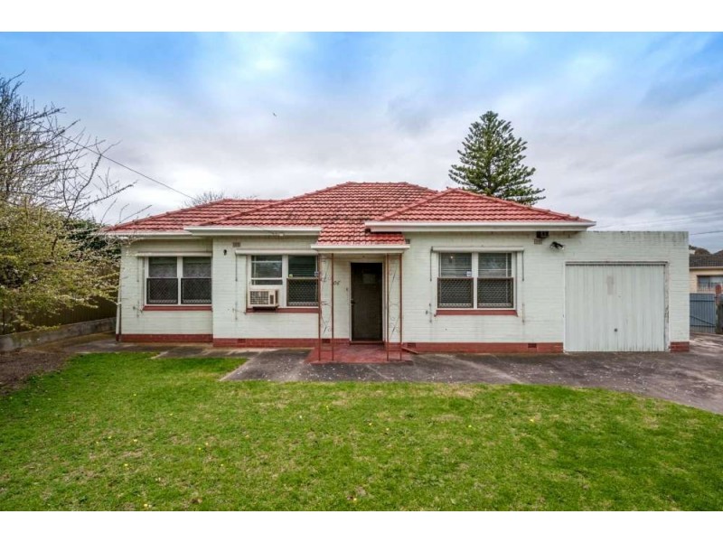 106 Beach Street, Grange SA 5022