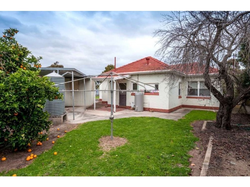 106 Beach Street, Grange SA 5022