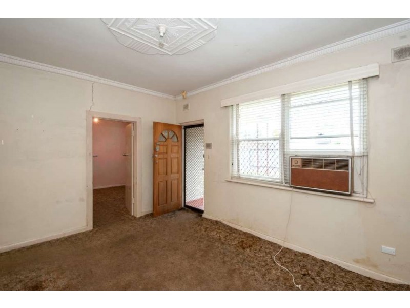 106 Beach Street, Grange SA 5022