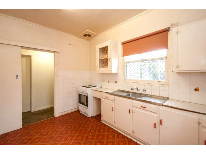 106 Beach Street, Grange SA 5022