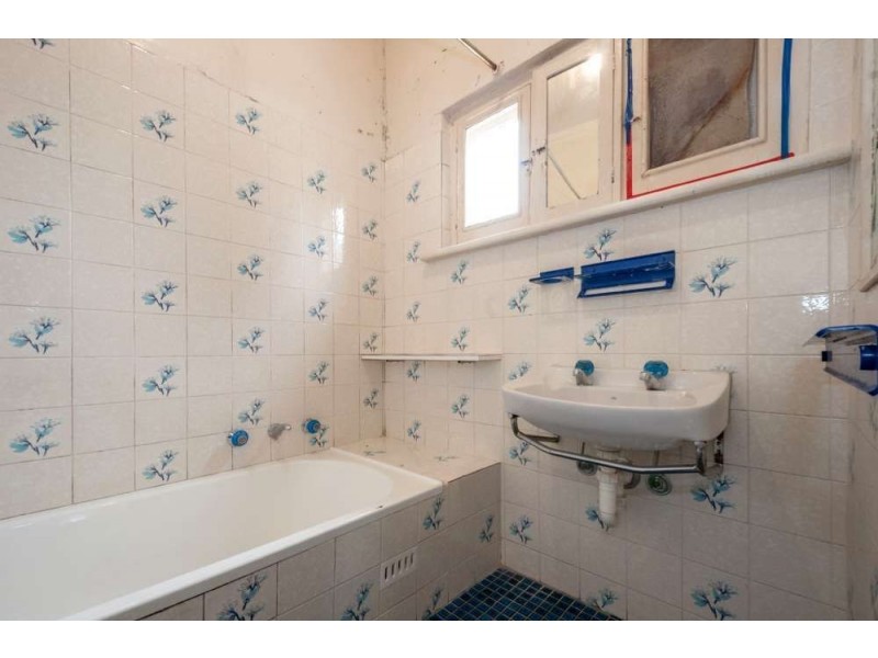 106 Beach Street, Grange SA 5022
