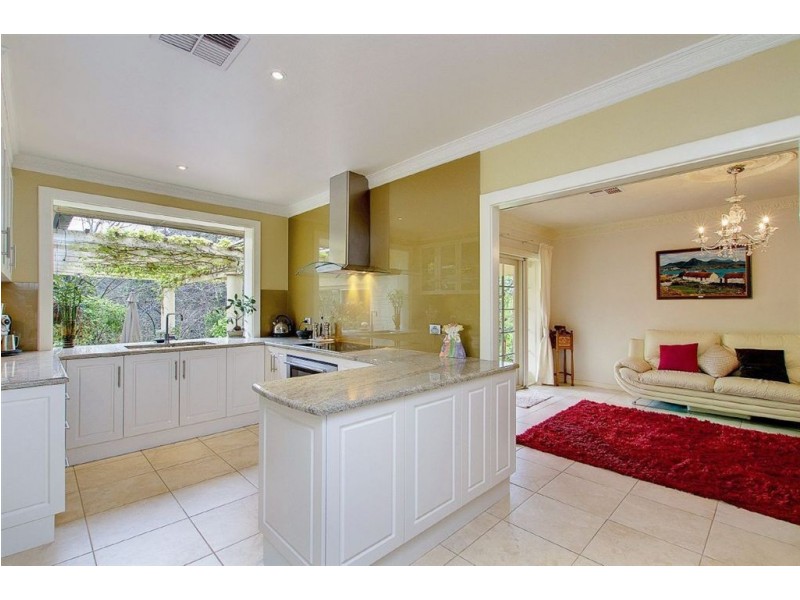 6 Turner Crescent, Stirling SA 5152