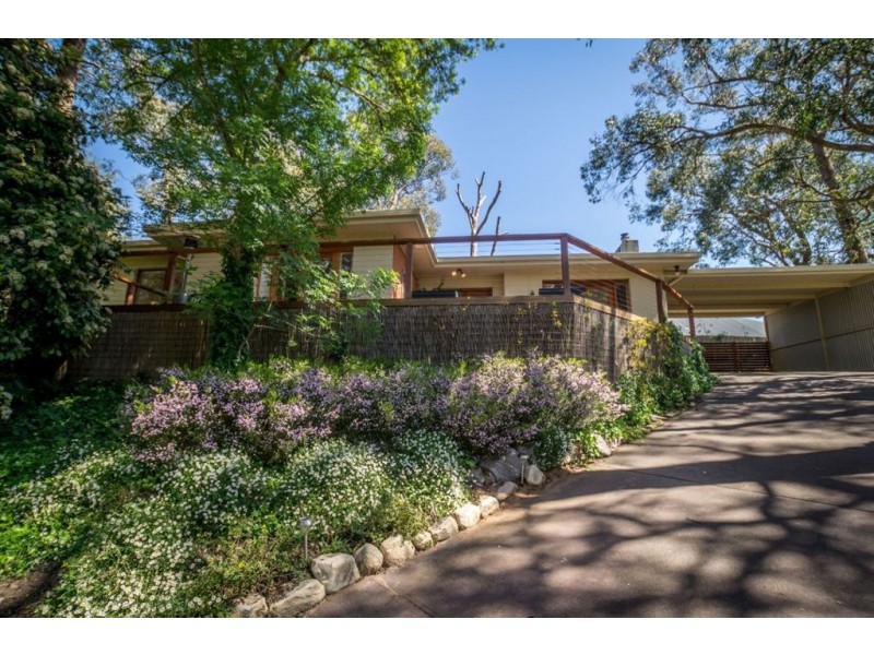 8 Muirfield Avenue, Stirling SA 5152