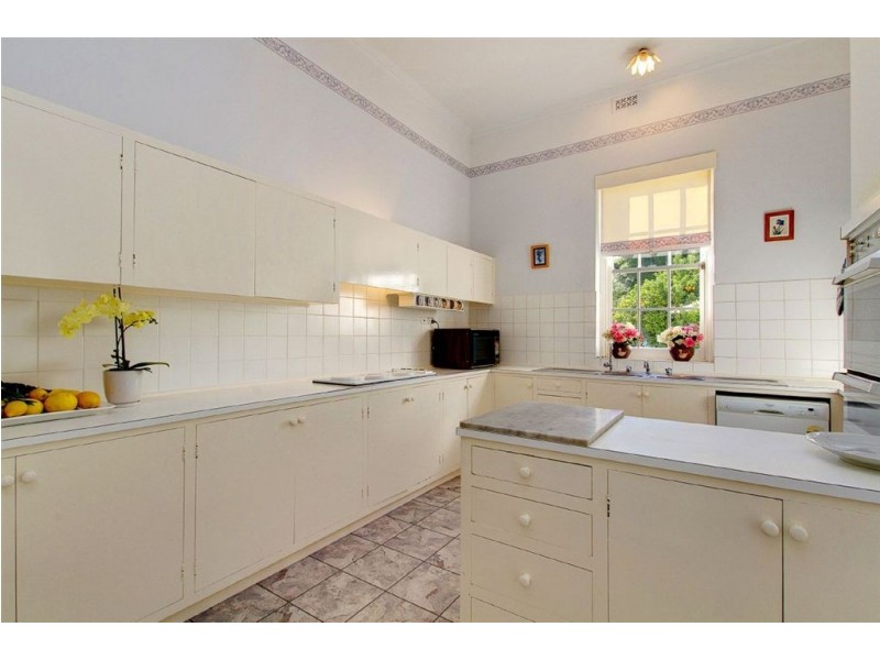 18 St Andrews Street, Walkerville SA 5081