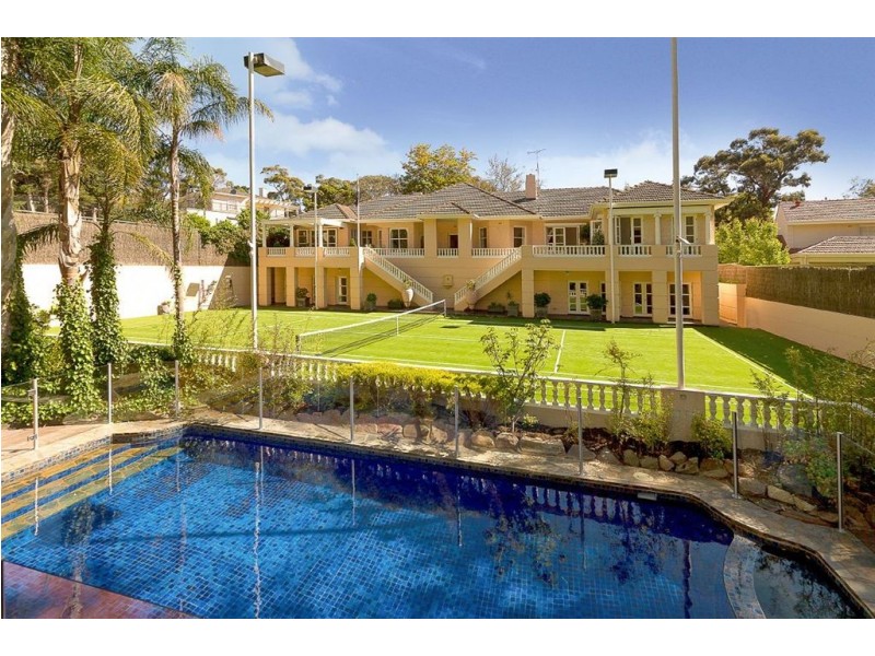 4 Meadowvale Road, Springfield SA 5062