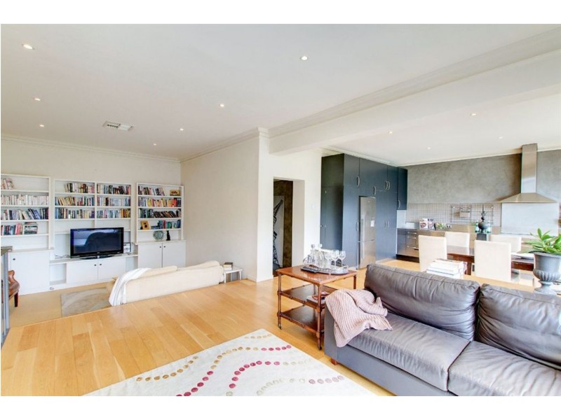 31 Wakefield Street, Kent Town SA 5067