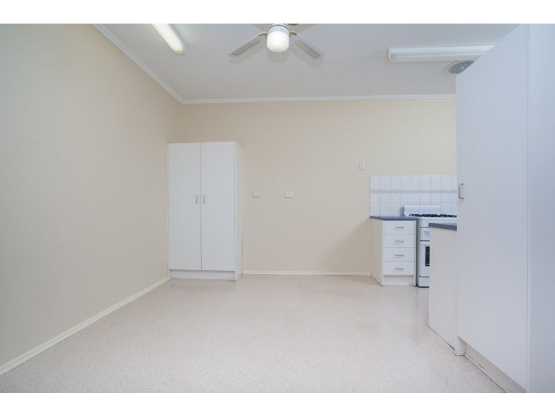 11 Ballater Avenue, Campbelltown SA 5074