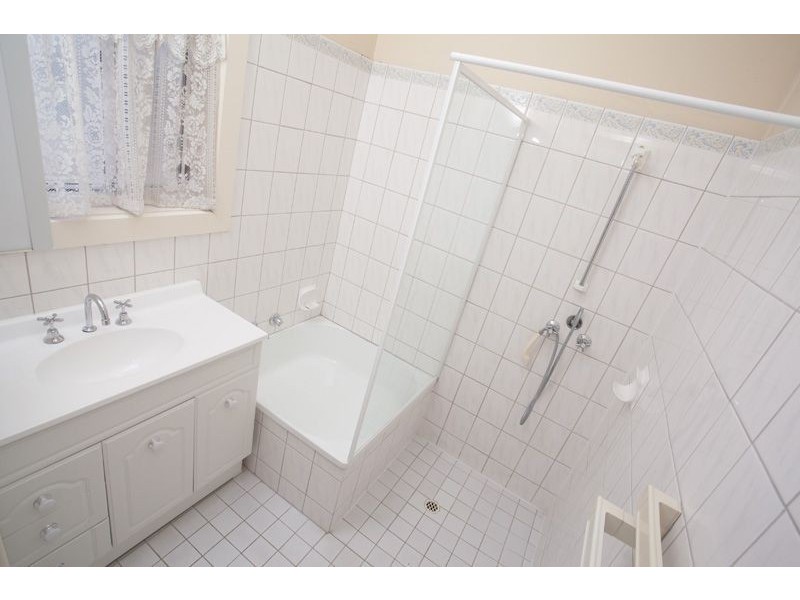 11 Ballater Avenue, Campbelltown SA 5074